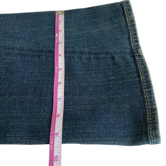 True Religion Jeans Women's Blue Denim Seamed Flare Crystal Buttons Jeans Sz 28 - Picture 9 of 11